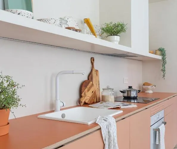 Park By Aston 公寓 *